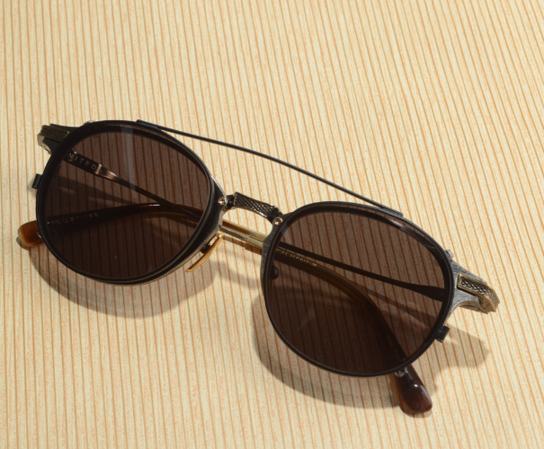 Custom flip up sunglasses top